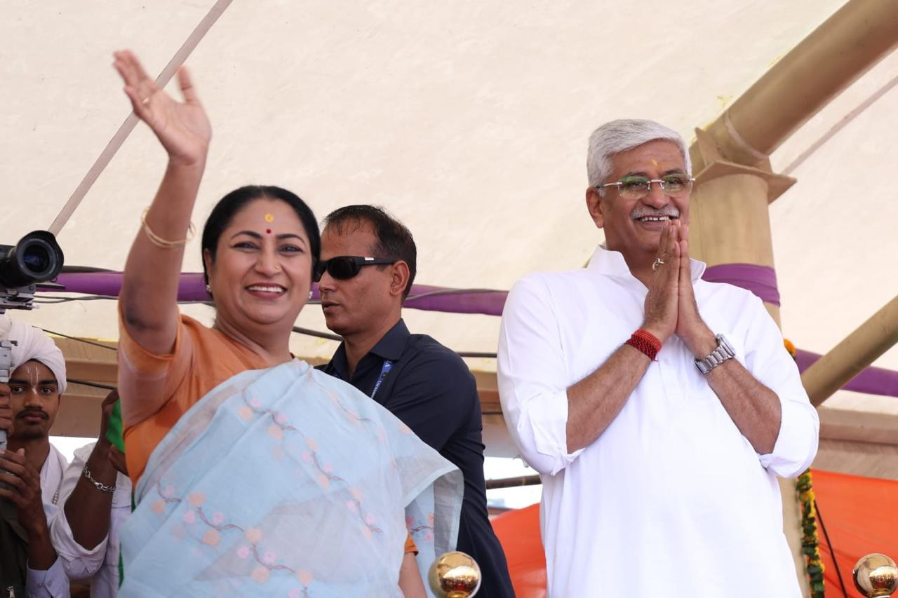 Somnath Swabhiman Parv Yatra from Delhi Flagged Off by Union Minister of Culture Shri Gajendra Singh Shekhawat and Delhi CM Smt. Rekha Gupta