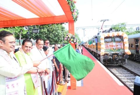 Hon’ble Chief Minister of Rajasthan Shri Bhajan Lal Sharma Flags Off ‘Somnath Swabhiman Yatra’ for Senior Citizens from Jaipur